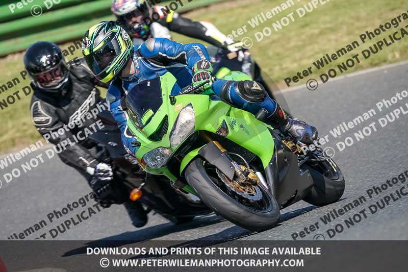 enduro digital images;event digital images;eventdigitalimages;mallory park;mallory park photographs;mallory park trackday;mallory park trackday photographs;no limits trackdays;peter wileman photography;racing digital images;trackday digital images;trackday photos